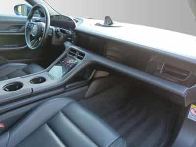 Porsche Taycan 4 Cross Turismo (2021) - Photo 11