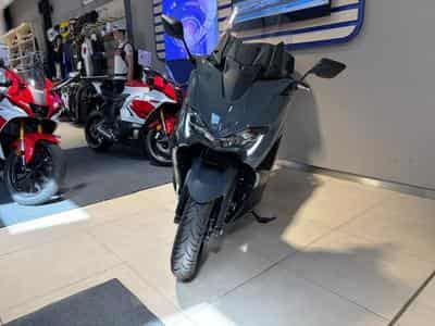 Yamaha T-Max Tech Max (2021) - Photo 6