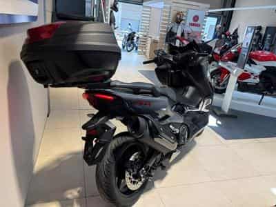 Yamaha T-Max Tech Max (2021) - Photo 3