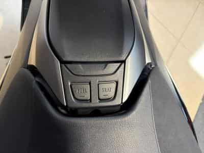 Yamaha T-Max Tech Max (2021) - Photo 10