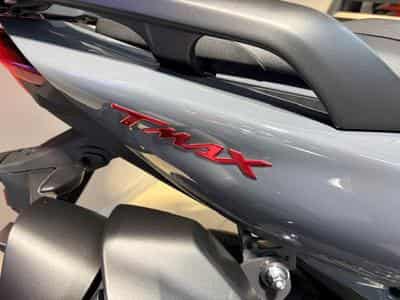Yamaha T-Max Tech Max (2021) - Photo 8