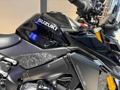 Suzuki GSX-S (2023) - Photo 8