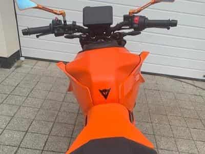 KTM Duke KTM 390 DUKE A2 (2024) - Photo 3