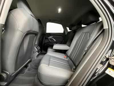 Audi Q5 Sportback+TFSI+S-Tronic+TechPlus+P.Business+LM18 (2025) - Photo 15