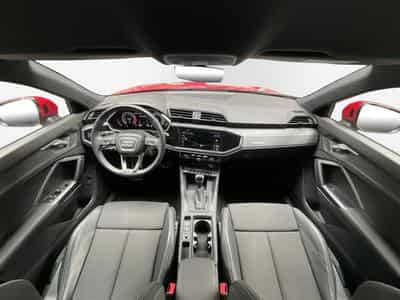 Audi Q3 SB+S-line+S-Tronic+35TFSI+P.Premium+AHK+LED+NAVI (2024) - Photo 2