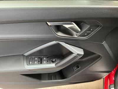 Audi Q3 SB+S-line+S-Tronic+35TFSI+P.Premium+AHK+LED+NAVI (2024) - Photo 14