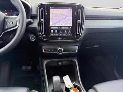 Volvo XC40 B3 Core / Essence (2025) - Photo 11