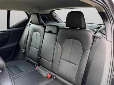 Volvo XC40 B3 Core / Essence (2025) - Photo 13