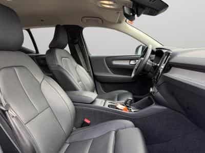 Volvo XC40 B3 Core / Essence (2025) - Photo 15