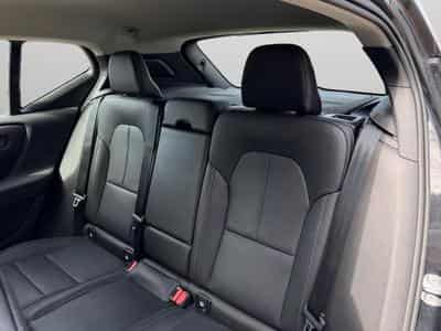 Volvo XC40 B3 Core 2026 / Essence (2025) - Photo 13