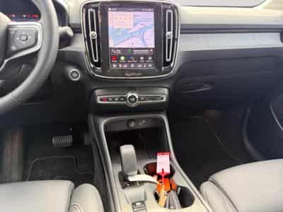 Volvo XC40 B3 Core 2026 / Essence (2025) - Photo 11