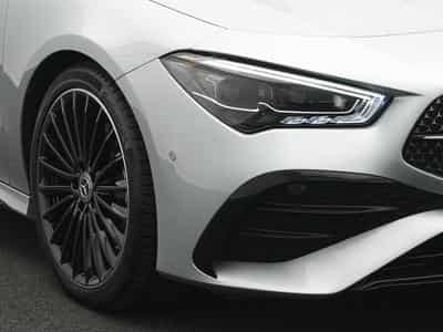 Mercedes CLA 200 AMG-Line Cpe Multi+Kamera+Night+19" (2025) - Photo 9