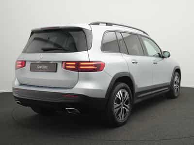 Mercedes GLB 180 d LED+Night+Kamera+EasyPack (2025) - Photo 3