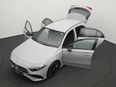 Mercedes A 200 d AMG-Line Multi+Night+Kamera+Ambi (2025) - Photo 14