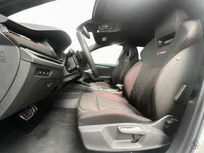 Skoda Octavia RS+DSG+Led+Navi+P.Simply&Clever+DAB+ (2025) - Photo 9