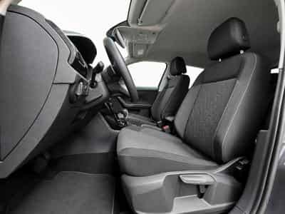 VW T-Cross Life+DSG+LM17+P.Select+Navi+Rear-View (2025) - Photo 9