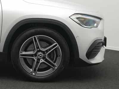 Mercedes GLA 250 4MATIC AMG-Line Multi+Pano+360°+Apple (2022) - Photo 8