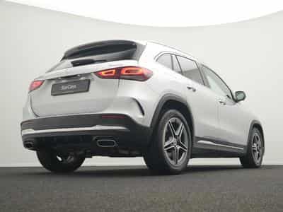 Mercedes GLA 250 4MATIC AMG-Line Multi+Pano+360°+Apple (2022) - Photo 11