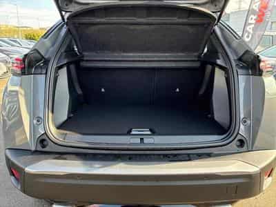 PEUGEOT 2008 1.2 Hybrid 145ch GT e-DCS6 (2025) - Photo 5