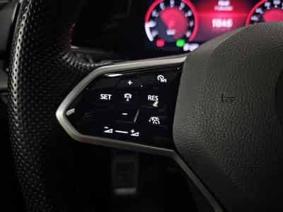 VW Golf GTI Clubsport 2.0 TSI 300cv (2022) - Photo 10