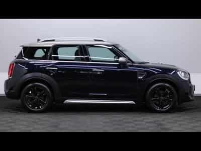 MINI Countryman 1.5 136 Steptronic (2022) - Photo 3