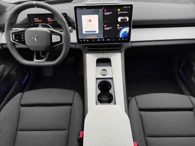 Polestar 4 Long Range Single Motor (2025) - Photo 8