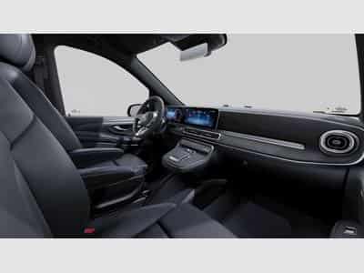 Mercedes V AVANTGARDE d lang (2026) - Photo 8