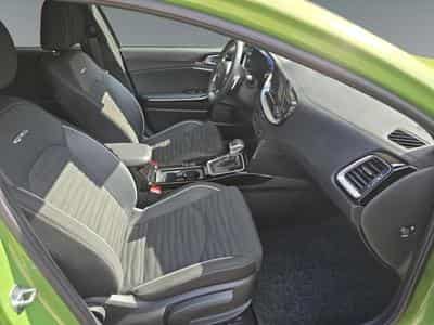 Kia XCeed GT Line 1.6T 204 DCT (2023) - Photo 12