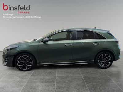 Kia Ceed GT Line 1.5T 160 DCT (2025) - Photo 2