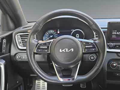 Kia Ceed GT Line 1.5T 160 DCT (2025) - Photo 9
