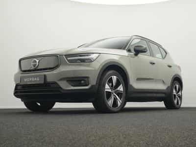 Volvo XC40 P8 Twin Pure Electric AWD R-Design Recharge (2021) - Photo 10