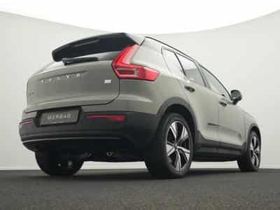 Volvo XC40 P8 Twin Pure Electric AWD R-Design Recharge (2021) - Photo 11