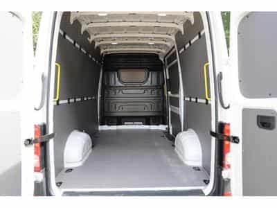 VW Crafter 35 Fourgon (2023) - Foto 5