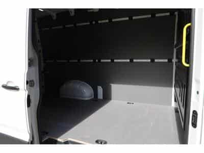 VW Crafter 35 Fourgon (2023) - Foto 7