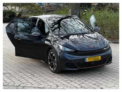 Cupra Born 77 kw E-boost, PAC, DCC (2022) - Foto 2