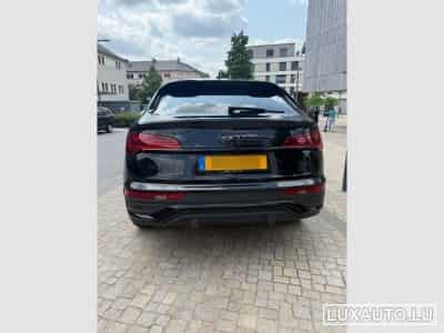 Audi Q5 S-line (2024) - Foto 6