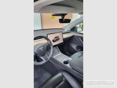 Tesla Model Y (2024) - Foto 8