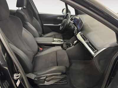 BMW 230 xDrive Active Tourer (2024) - Foto 7