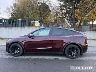 Tesla Model Y Long Range with Tow Hitch (2024) - Foto 7