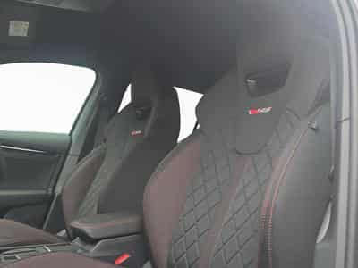 Skoda Octavia RS (2025) - Foto 10