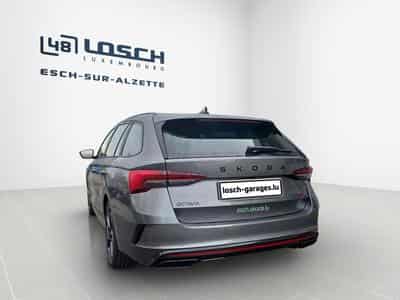 Skoda Octavia RS (2025) - Foto 7