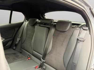 BMW 120 I Pack M / Panoramique / Essence (2025) - Foto 12