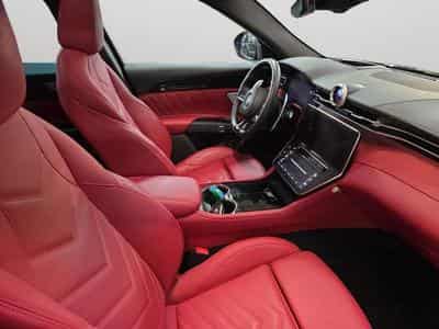 Maserati Grecale Modena 2.0 Turbo MHEV AWD / Essence (2023) - Foto 10
