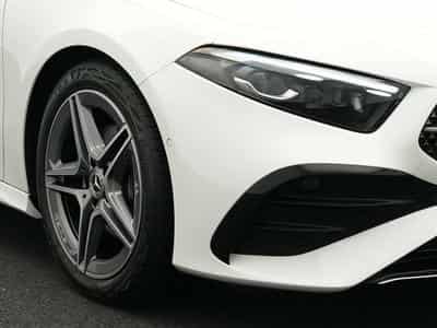 Mercedes Classe A AMG-Line Multi+Kamera+AHK+Ambi (2025) - Foto 9