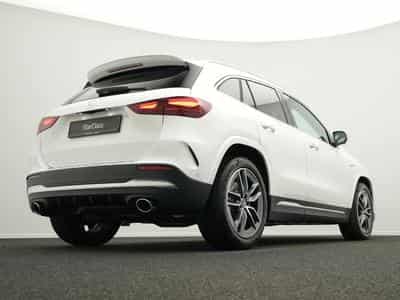 Mercedes GLA 35 AMG 4MATIC Multi+360°+Pano+Kamera+Memo (2024) - Foto 11