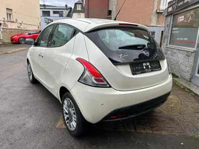 Lancia Ypsilon 1.3 JTD 95CV 5 PORTES 1 MAIN 74.000KM (2011) - Foto 4