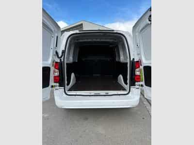 Opel Combo L2H1 HEAVY 1.5TURBO D (2025) - Foto 4