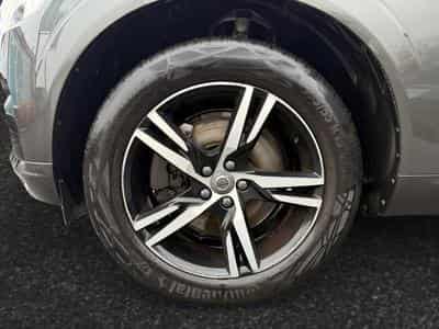 Volvo XC60 T4 R Design / Essence (2020) - Foto 14