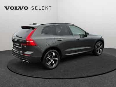 Volvo XC60 T4 R Design / Essence (2020) - Foto 2
