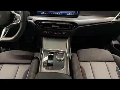 BMW 330 xDrive Touring (2025) - Foto 12